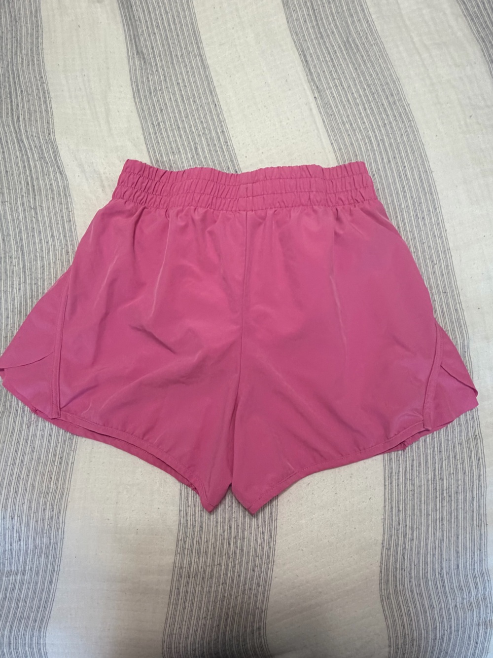 Xersion Hot Pink Women's Athletic Shorts